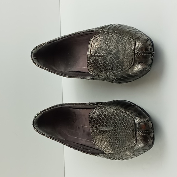 Clarks Snakeskin Leather Loafers - Picture 2 of 8